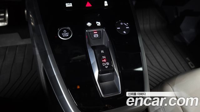 Audi Q4 e-tron (F4) 40 Premium 2022 — фото 9