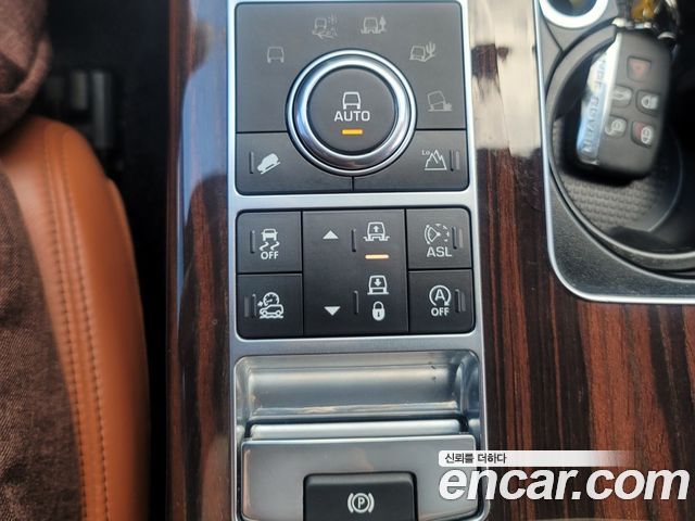 Land Rover Range Rover (IV) 5.0 SC AB 2016 — фото 18