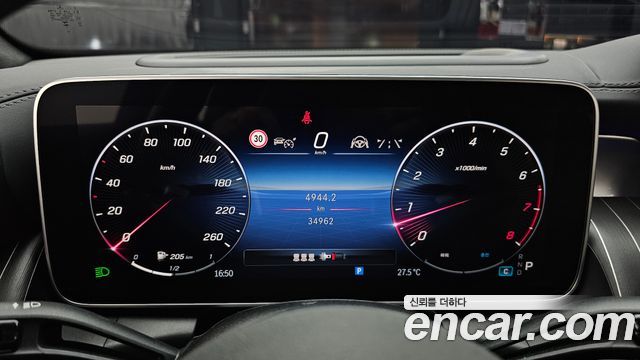 Mercedes-Benz GLC-Class (X254) GLC300 4MATIC AMG Line 2023 — фото 8