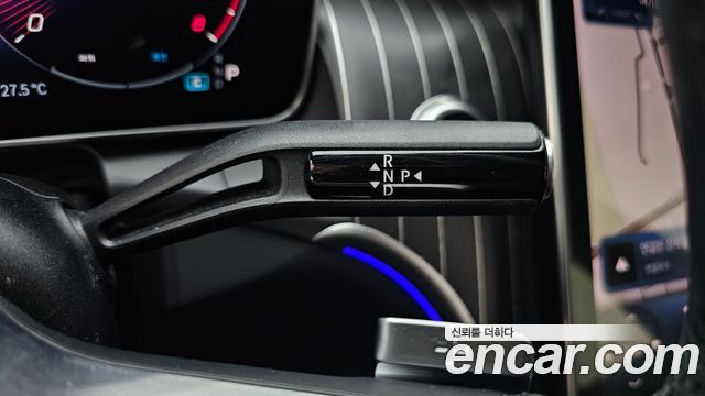 Mercedes-Benz GLC-Class (X254) GLC300 4MATIC AMG Line 2023 — фото 9