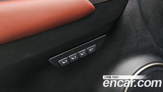 Lexus NX200t Executive 2017 — фото 18