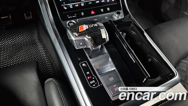 Audi Q8 (4M) 55 TFSI Quattro Premium 2025 — фото 9