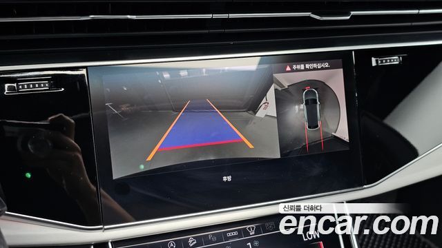 Audi Q8 (4M) 55 TFSI Quattro Premium 2025 — фото 20