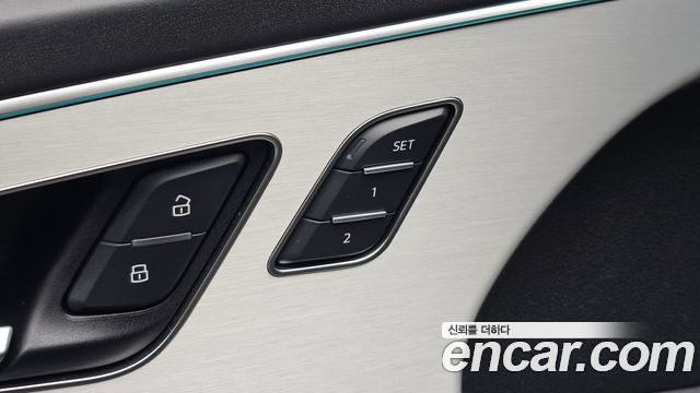 Audi Q8 (4M) 55 TFSI Quattro Premium 2025 — фото 32