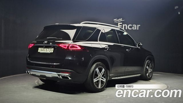 Mercedes-Benz GLE-Class (W167) GLE300d 4MATIC 2020 — фото 2