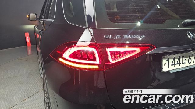 Mercedes-Benz GLE-Class (W167) GLE300d 4MATIC 2020 — фото 23