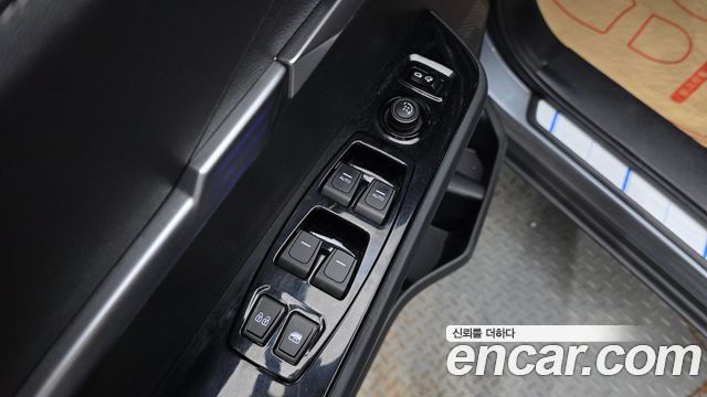 KG Mobility (SsangYong) Torres Gasoline 1.5 4WD TV7 2024 — фото 11