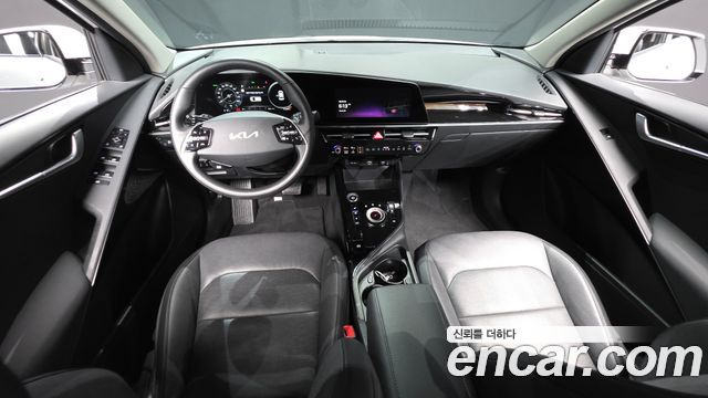 Kia Niro EV Air 2023 — фото 7