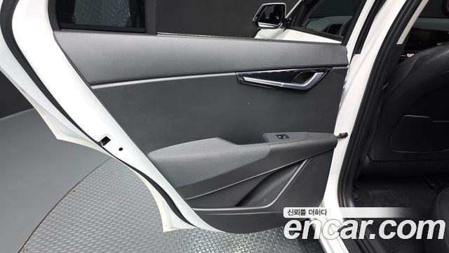 Kia Niro EV Air 2023 — фото 25