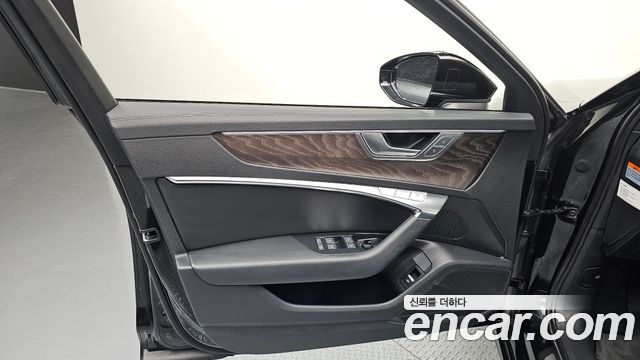 Audi A6 (C8) 40 TDI Premium 2020 — фото 24