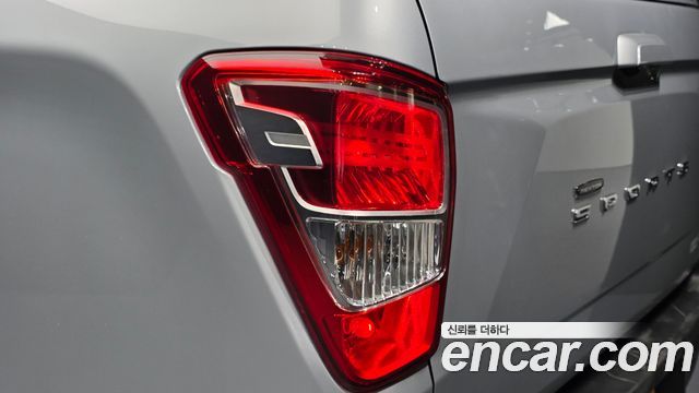 KG Mobility (SsangYong) Rexton Sports Diesel 2.2 4WD Noblesse 2018 — фото 23