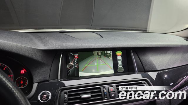 BMW 5 Series (F10) 520d xDrive 2014 — фото 16