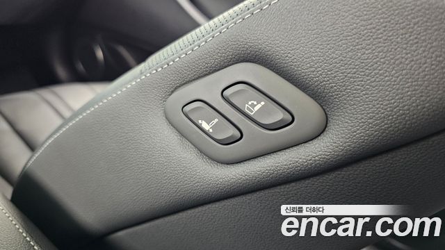 Genesis G80 (RG3) Gasoline 2.5 Turbo AWD 2023 — фото 27