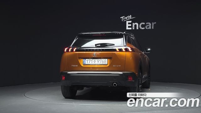 Peugeot 2008 (II) 1.5 BlueHDi GT Line 2021 — фото 4