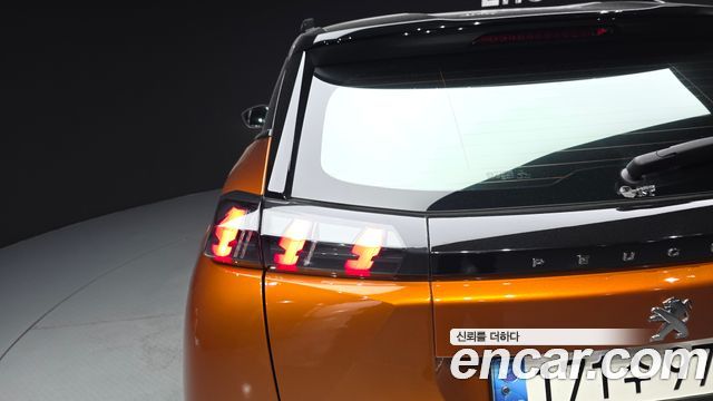 Peugeot 2008 (II) 1.5 BlueHDi GT Line 2021 — фото 23