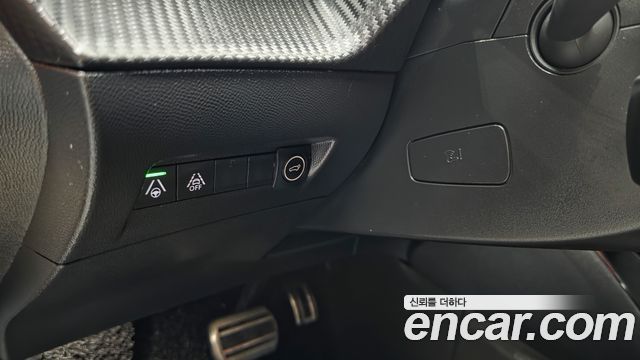 Peugeot 2008 (II) 1.5 BlueHDi GT Line 2021 — фото 29