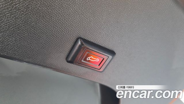 Peugeot 2008 (II) 1.5 BlueHDi GT Line 2021 — фото 30