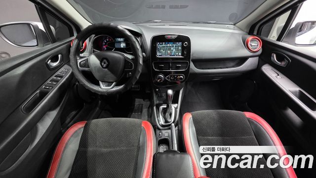 Renault Korea Clio Intens 2018 — фото 7