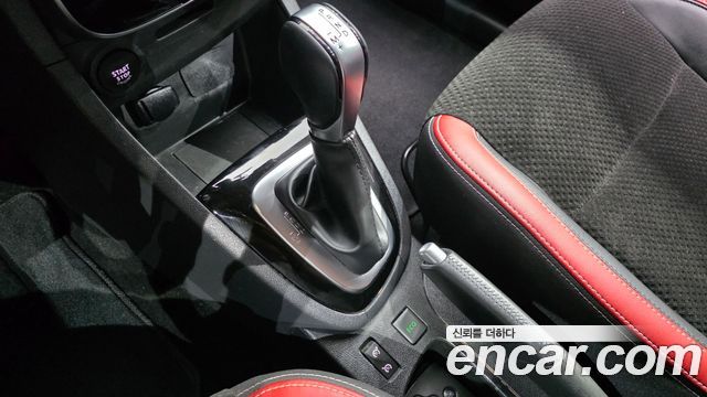 Renault Korea Clio Intens 2018 — фото 9