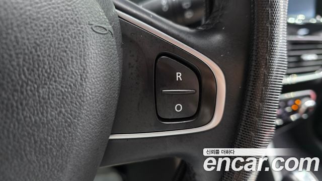 Renault Korea Clio Intens 2018 — фото 29