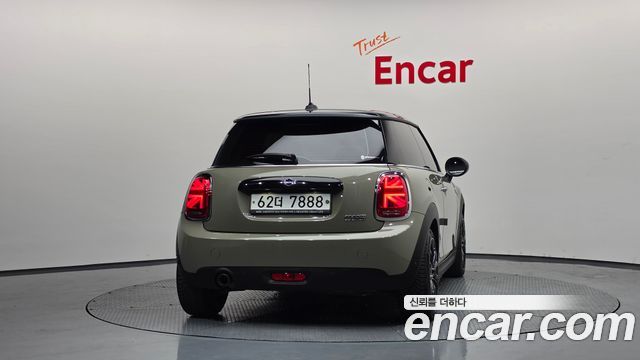 MINI Cooper Standard Third Generation 2019 — фото 4
