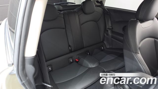 MINI Cooper Standard Third Generation 2019 — фото 12