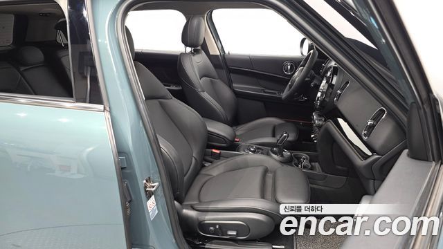 MINI Cooper Countryman Classic Plus 2nd 2022 — фото 26