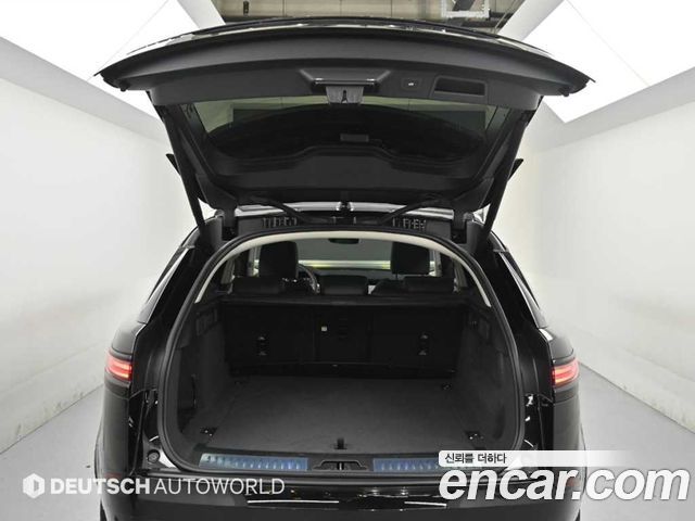 Land Rover Range Rover Velar 3.0 P400 Dynamic HSE 2025 — фото 23