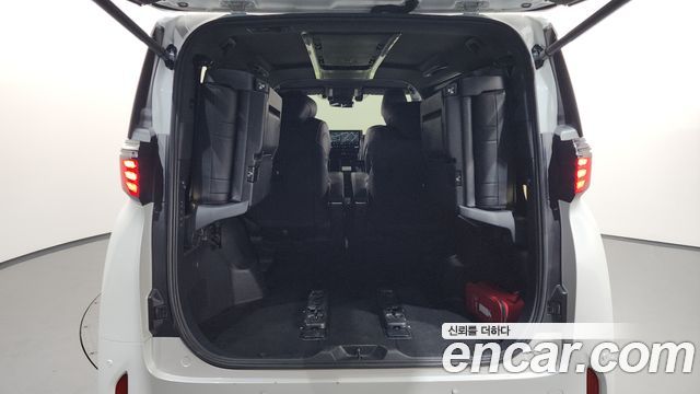 Toyota Alphard (IV) 2.5 HEV Executive AWD 2024 — фото 19
