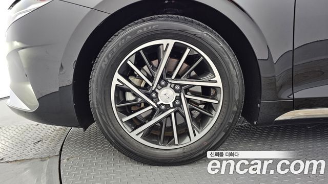 Hyundai Grandeur (IG) 2.5 Premium 2023 — фото 5