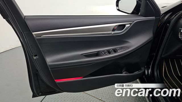 Hyundai Grandeur (IG) 2.5 Premium 2023 — фото 24