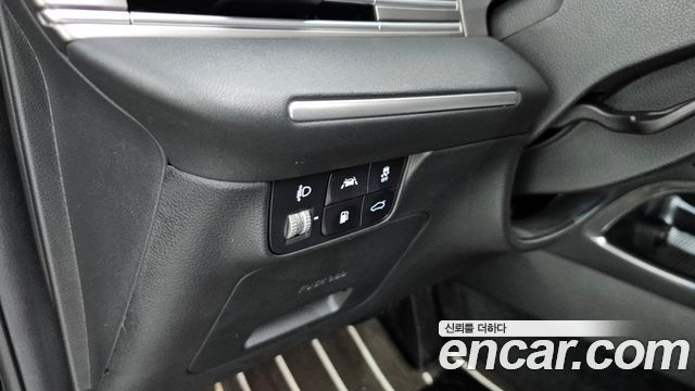 Hyundai Grandeur (IG) 2.5 Premium 2023 — фото 27