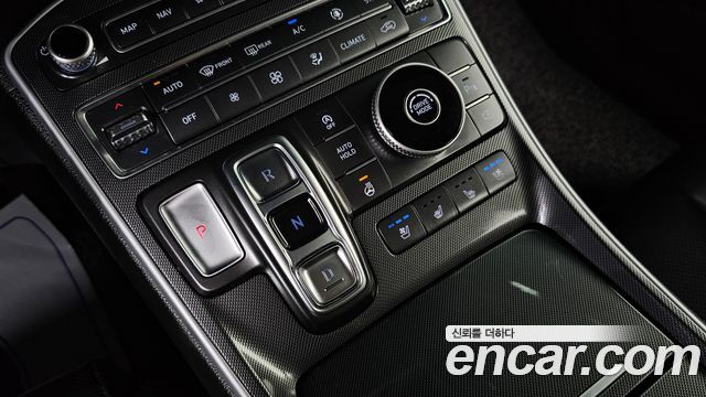 Hyundai Santa Fe Diesel 2.2 2WD Prestige 2021 — фото 9