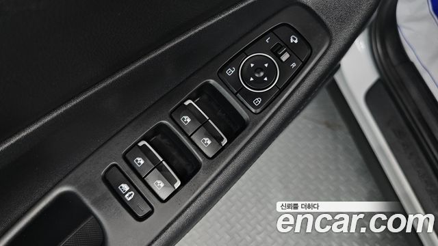 Hyundai Santa Fe Diesel 2.2 2WD Prestige 2021 — фото 12
