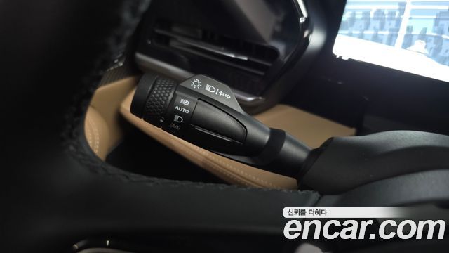 Renault Korea Grand Koleos 1.5 E-TECH Iconic 2WD 2025 — фото 28