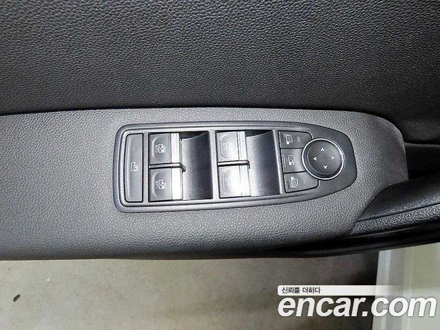 Renault Korea Captur 1.3 TCe Intens 2020 — фото 17