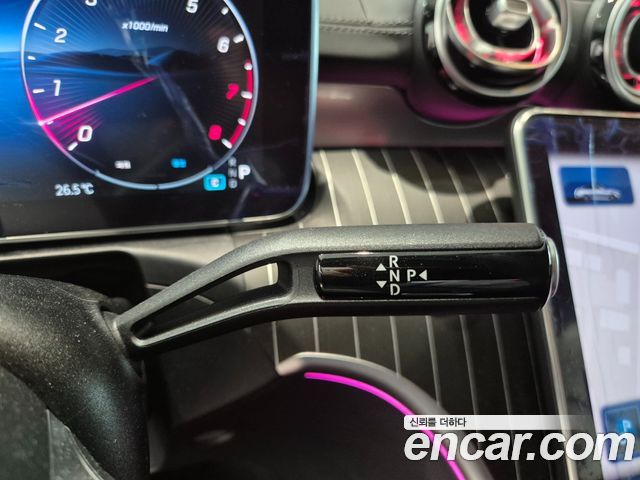 Mercedes-Benz CLE-Class (C236) CLE450 4MATIC Cabriolet 2025 — фото 9