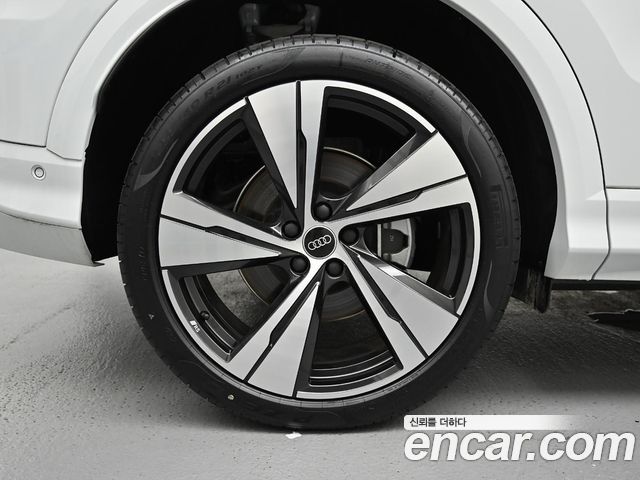 Audi Q5 (80A) 45 TFSI Quattro S line 2025 — фото 5