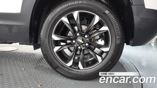 Chevrolet Trailblazer 1.3 Turbo 2WD Premier 2022 — фото 27