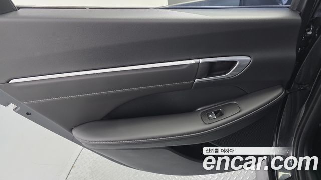 Hyundai Sonata Hybrid (DN8) Premium Plus 2023 — фото 25