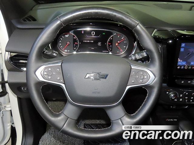 Chevrolet Traverse 3.6 AWD Redline 2023 — фото 8