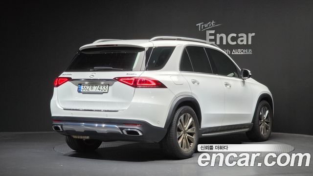 Mercedes-Benz GLE-Class (W167) GLE300d 4MATIC 2021 — фото 2