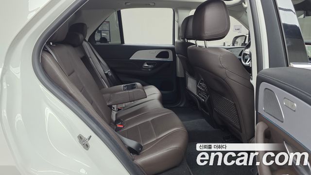 Mercedes-Benz GLE-Class (W167) GLE300d 4MATIC 2021 — фото 26