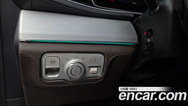 Mercedes-Benz GLE-Class (W167) GLE300d 4MATIC 2021 — фото 29