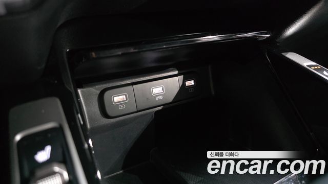 Kia Sorento (IV) Gasoline 2.5T 2WD Trendy 2022 — фото 26