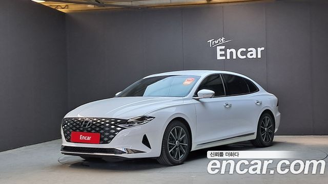 Hyundai Grandeur (IG) 2.5 Le Blanc