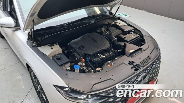 Hyundai Grandeur (IG) 2.5 Le Blanc 2023 — фото 6
