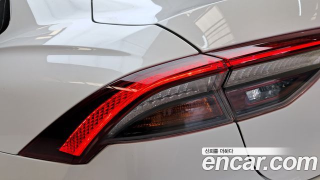 Hyundai Grandeur (IG) 2.5 Le Blanc 2023 — фото 23