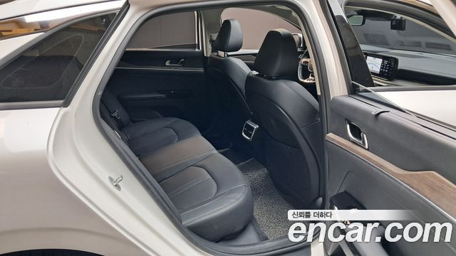 Kia K5 (III) 1.6 Turbo Noblesse 2023 — фото 11