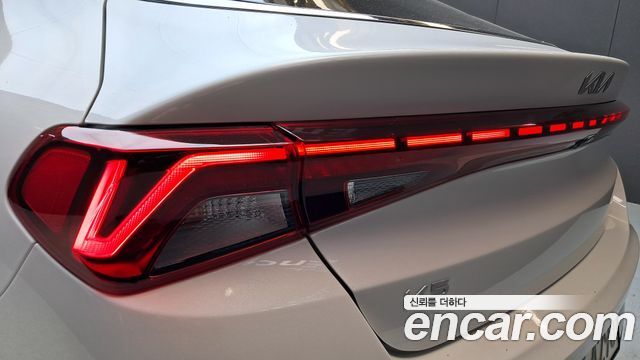 Kia K5 (III) 1.6 Turbo Noblesse 2023 — фото 23